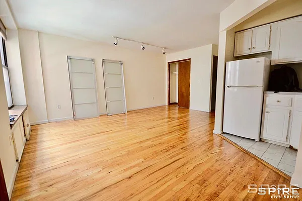 Rented by Spire Group | media 8