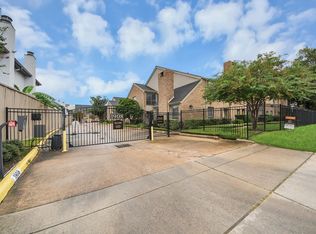 1908 Augusta Dr APT 11, Houston, TX 77057