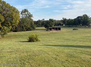 5016 Hopewell Rd, Louisville, KY 40299