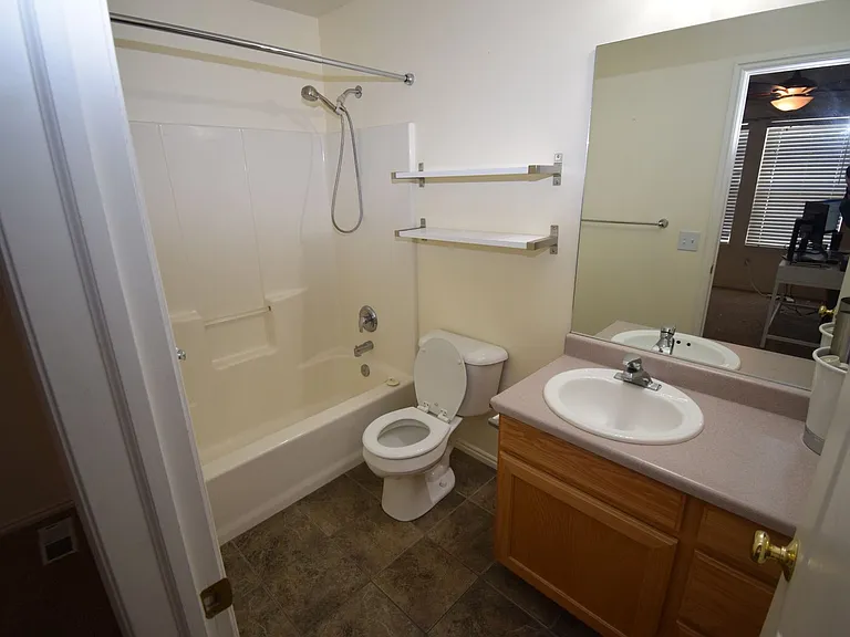 874 E Forest Park Ct — Photo 8