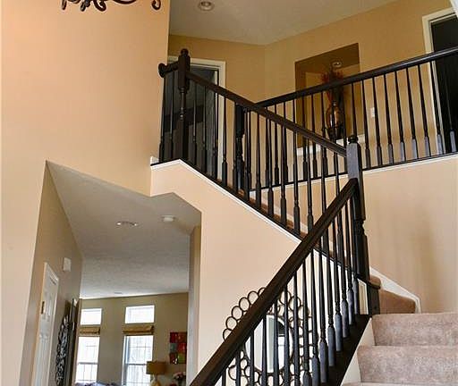 2nd image of 1621 Strauss Ln