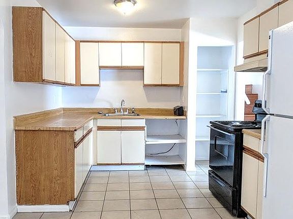 5th image of 5320 Hillsboro Ln