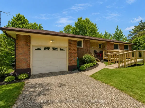 1157 Lakeshore Rd, Pt Hope, ON L1B 1L9