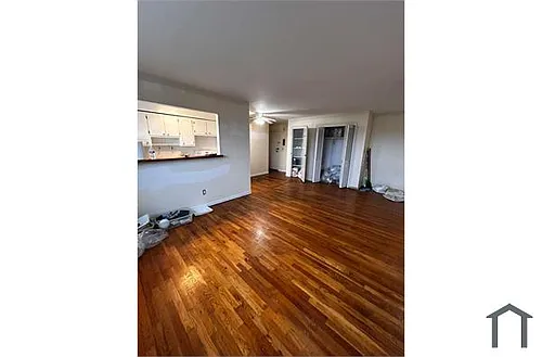 141 Voss Ave Photo 1