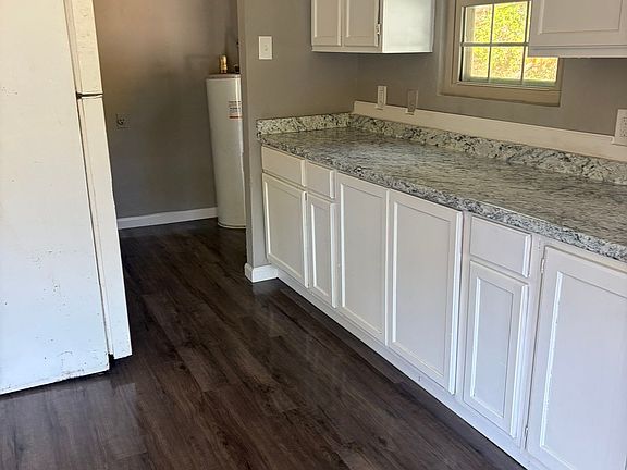 2nd image of 140 Center St #1
