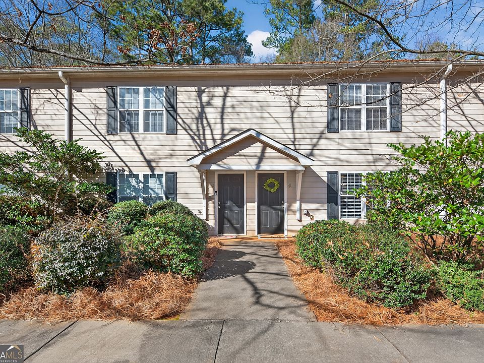 1st image of 104 Westchester Cir Unit 4