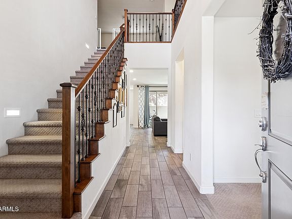 3rd image of 2060 W MUSKET Place