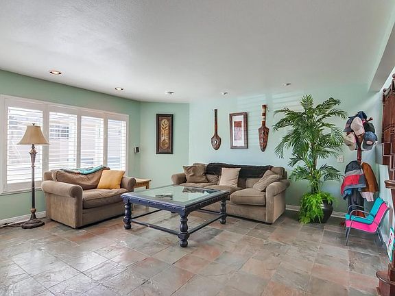 3rd image of 4023 Everts St