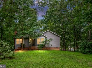142 Woodland Dr, Stafford, VA 22556