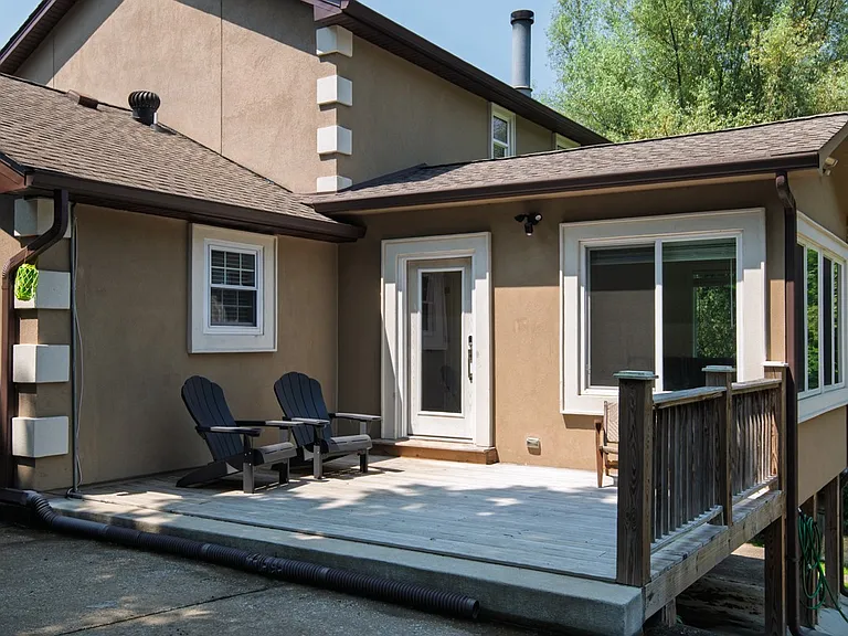 4036 Creekside Dr — Photo 34