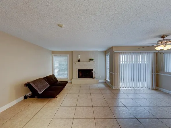260 El Dorado Blvd APT 805, Webster, TX 77598