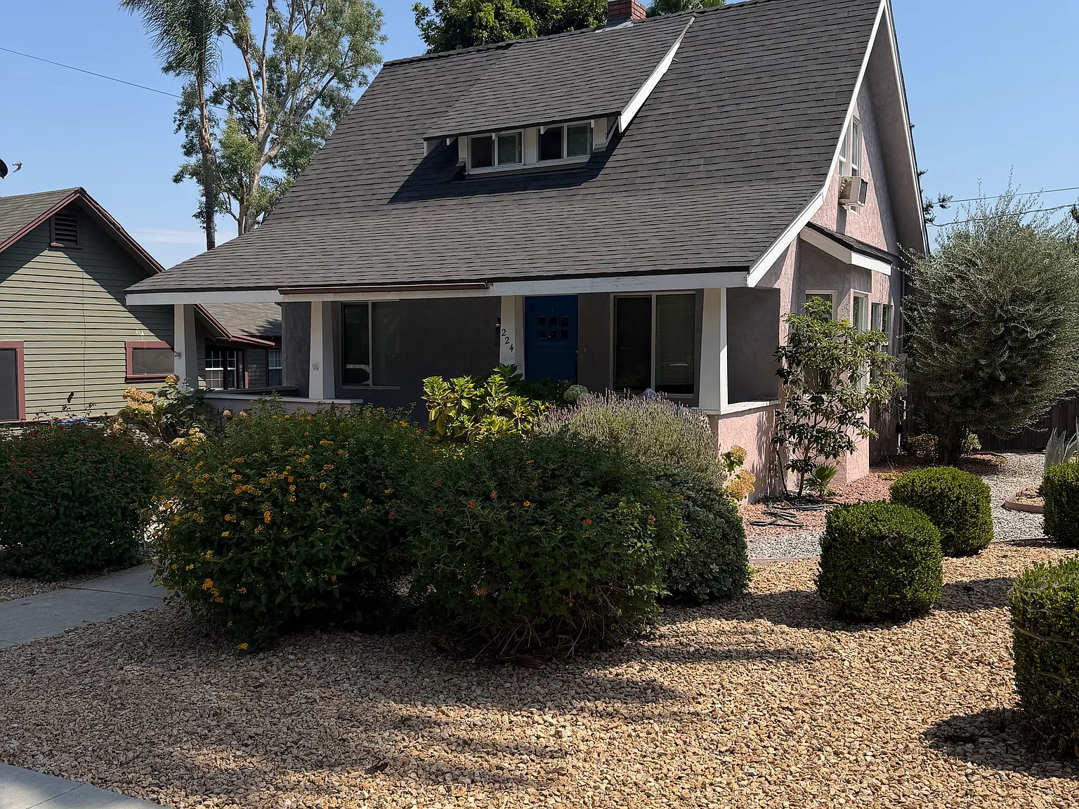3 bed, 1108 sqft, $3,800 — Photo 2