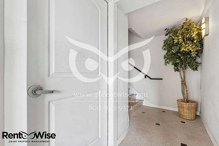 727 Moraga St — Photo 5