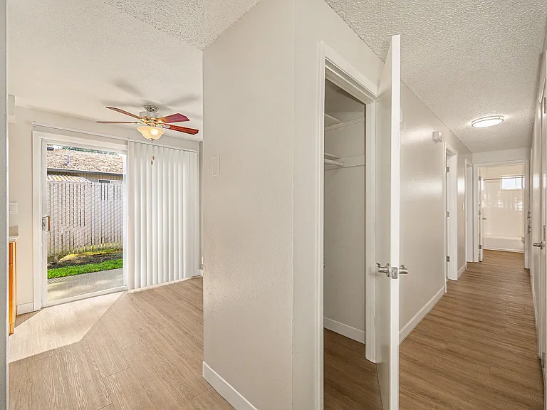 Hopkins Horizon Apartments — Photo 25