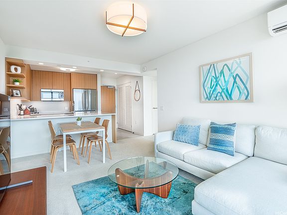 2nd image of 1388 Kapiolani Blvd #3501