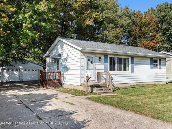 604 Giles St, Saint Johns, MI 48879