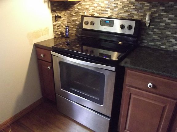 3rd image of 8496 Kilkenny Dr