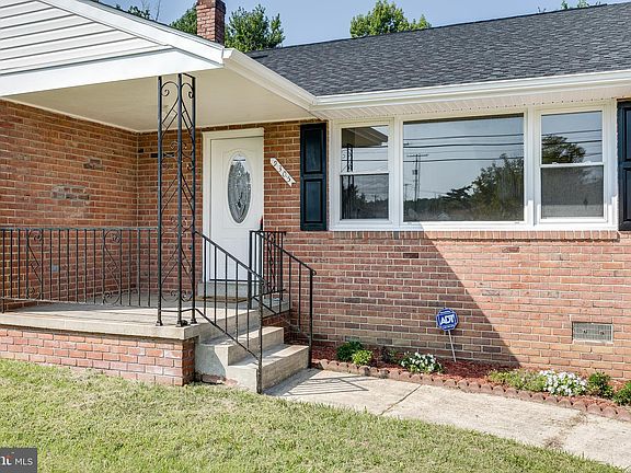 5th image of 9305 Gwynndale Dr