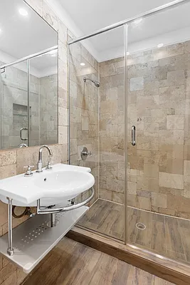 Rented by Cooper & Cooper Real Estate | media 16