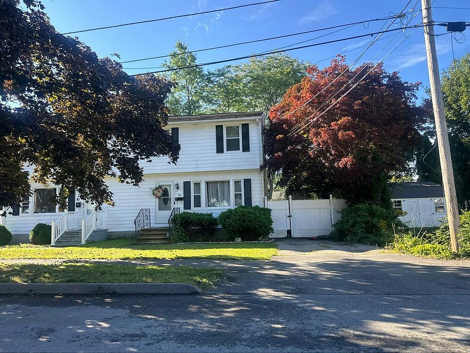 1st image of 89 Crest Cir