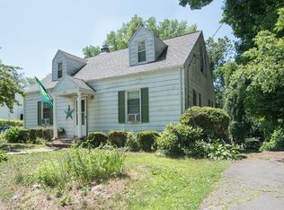 220 Hillcrest Ave, West Springfield, MA 01089