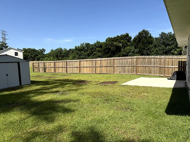 1333 Fairchild St — Photo 15