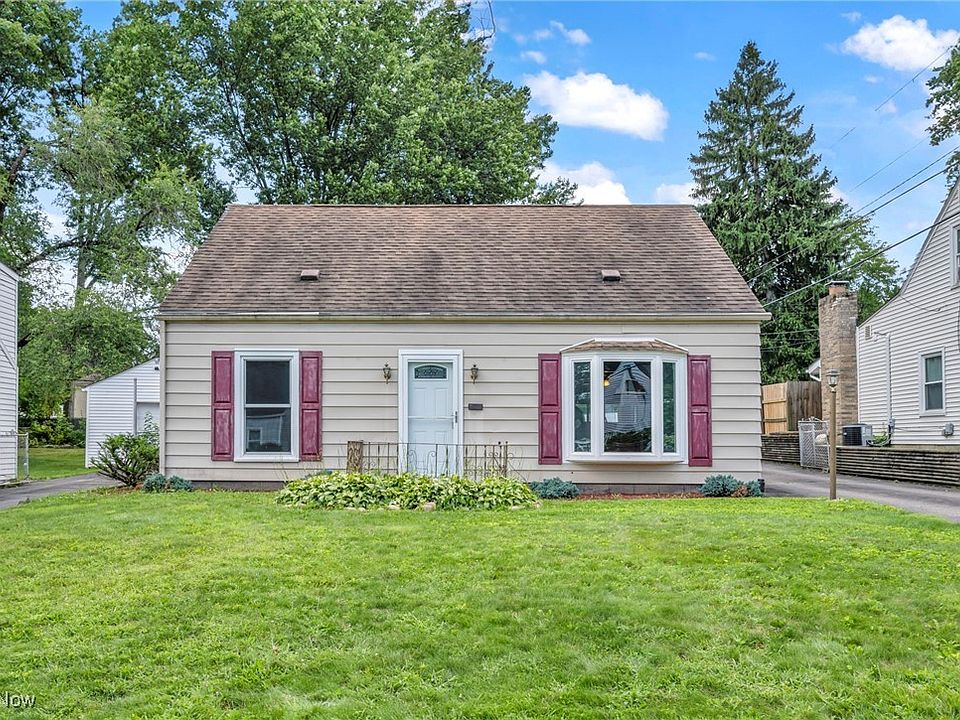1st image of 1927 Tudor St