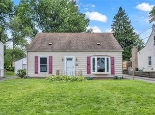 1927 Tudor St, Cuyahoga Falls, OH 44221