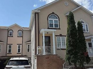 105 Erika Loop, Staten Island, NY 10312