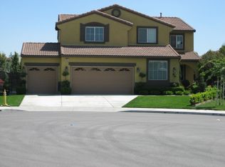 13817 Hollywood Ave, Corona, CA 92880