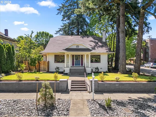5631 N Commercial Ave, Portland, OR 97217