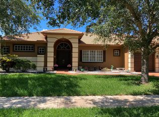 13827 SW 44th St, Fort Lauderdale, FL 33330