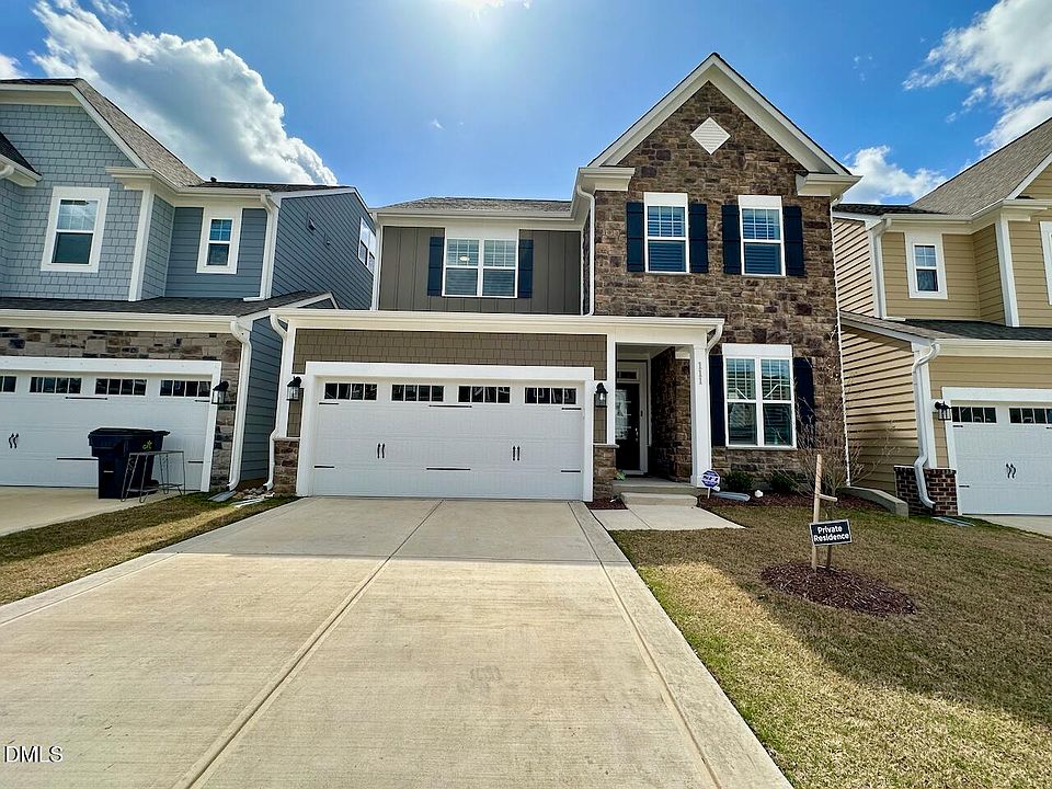 1st image of 111 Cressida Woods Dr