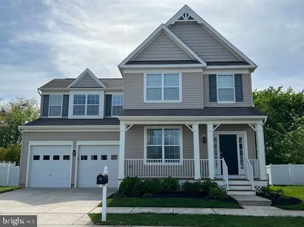 8404 Stansbury Lake Dr, Baltimore, MD 21222
