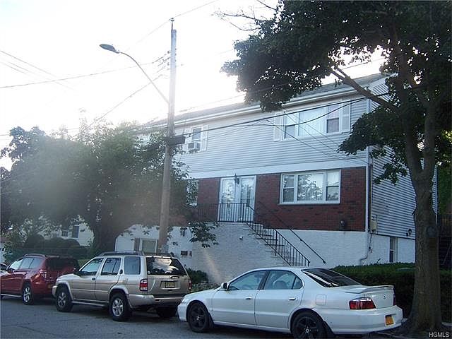 1st image of 153 Mansion Ave
