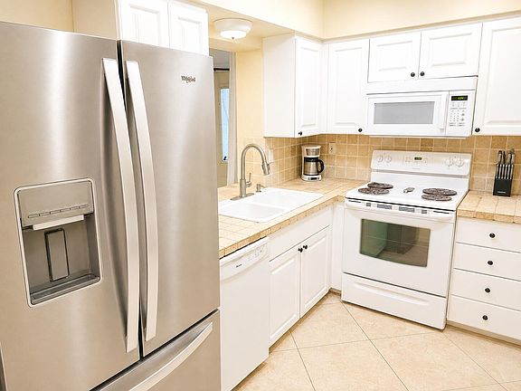 4th image of 9706 NW 71ST Street