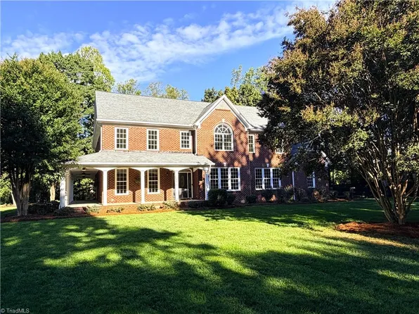 1242 Blackberry Ridge Rd, High Point, NC 27265