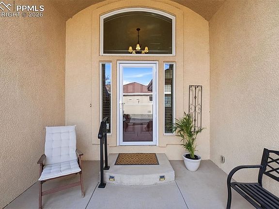 3rd image of 13976 Paradise Villas Grv