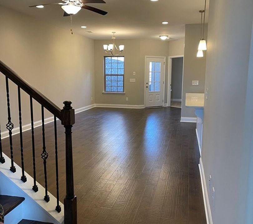 1st image of 818 Griffin Landing Ln #132