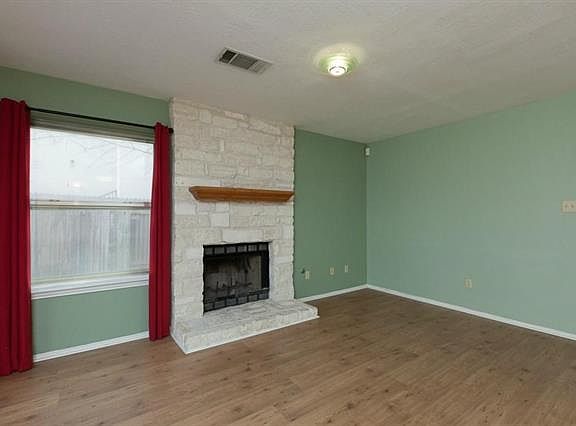 3rd image of 14005 Cambourne Dr