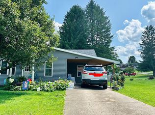 111 Brown Ave, Belington, WV 26250
