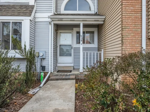 180 Hollow Oak Ct, Hillsborough Twp., NJ 08844