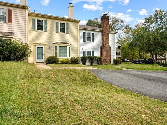 3rd image of 1648 Cool Spring Rd
