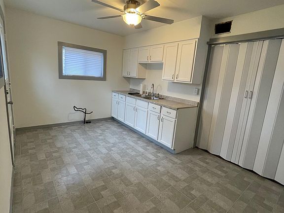 5th image of 215 E 28th Ave