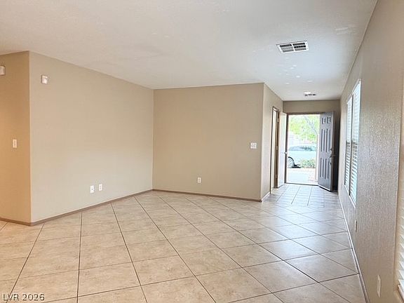 3rd image of 11260 Sandrone Ave