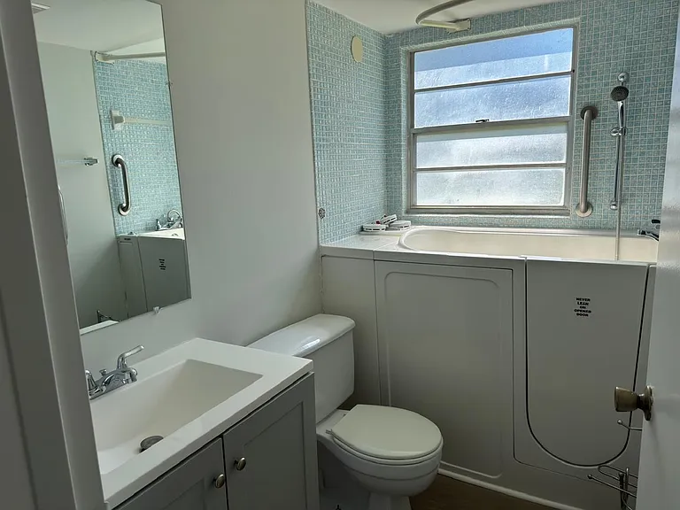 257 Fanshaw Dr #257 — Photo 9