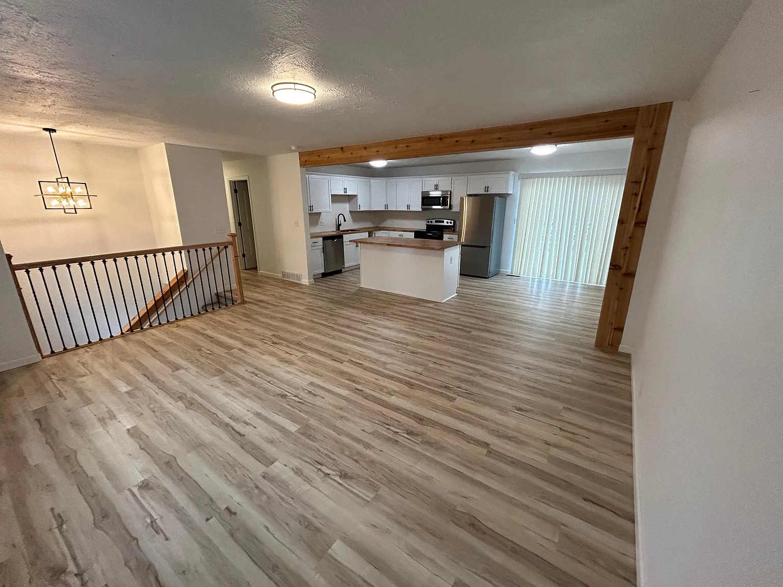 3 bed, 1801 sqft, $2,250 — Photo 1