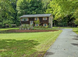 49 W Burda Place, New City, NY 10956