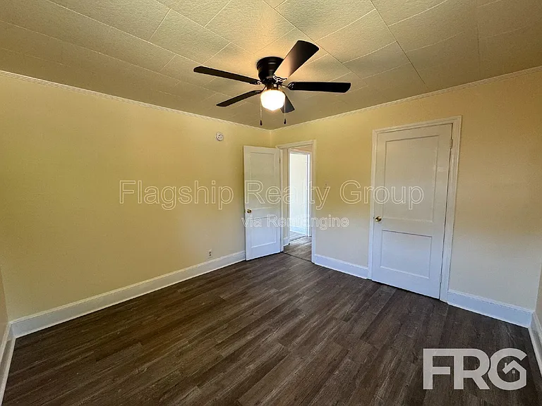 1403 Clingman St — Photo 12