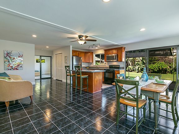 2nd image of 804 Hoomau St